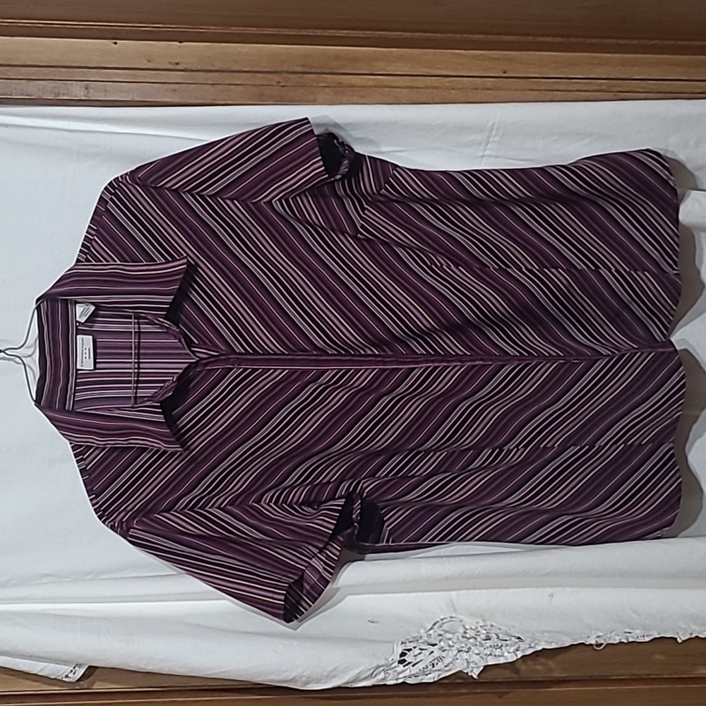 Covington Women's purple & black striped short sleeve button down 16-18W